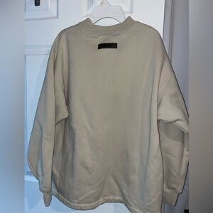 Women’s men’s essentials fear of god crew neck size small beige